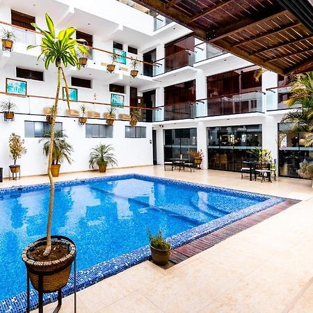 Mc Hotel إِكا المظهر الخارجي الصورة