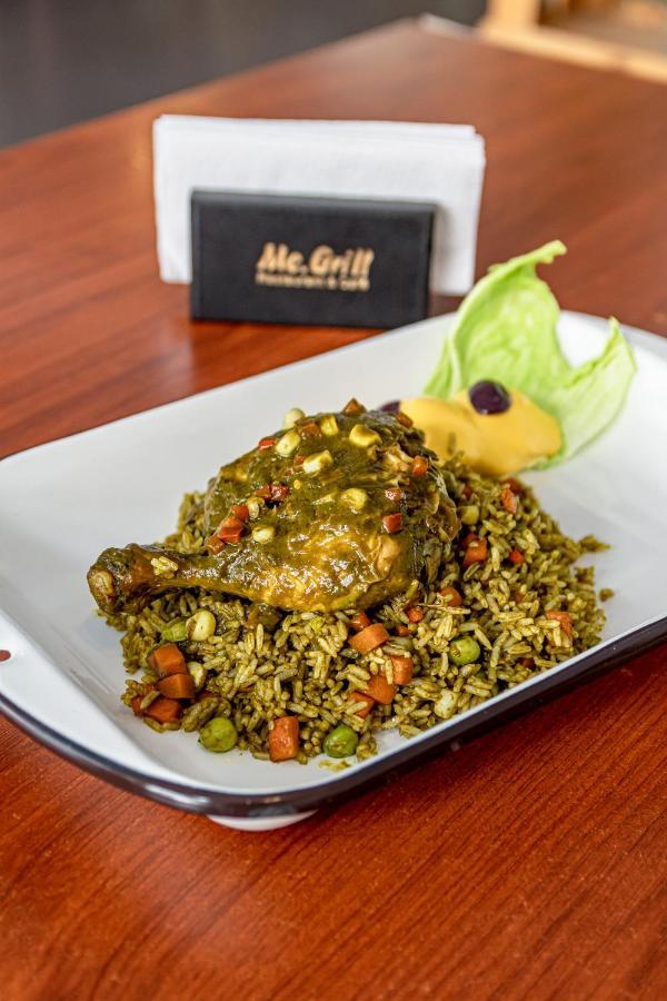 Mc Hotel إِكا المظهر الخارجي الصورة