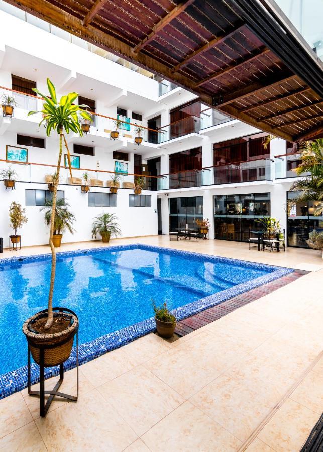 Mc Hotel إِكا المظهر الخارجي الصورة